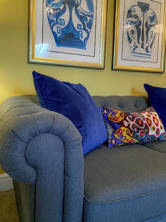 Grove House Bed & Breakfast Лейбърн Екстериор снимка